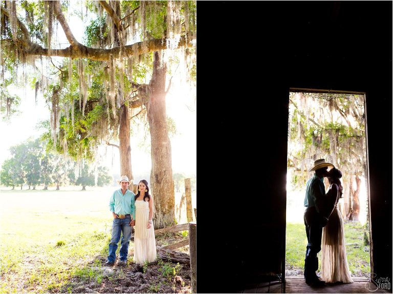 Orlando Elopement Photographer // A family wedding shoot at Moss Park