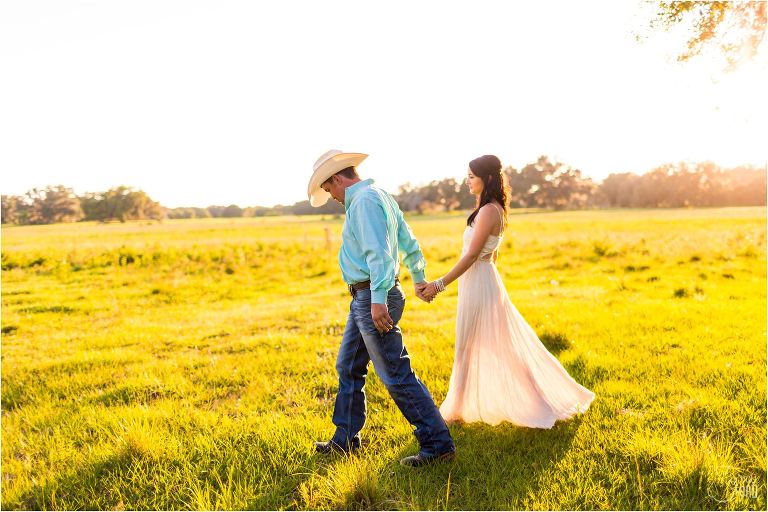 Florida ranch engagement session,Orlando Engagement Session,Orlando Wedding Photographer,engagement photos,