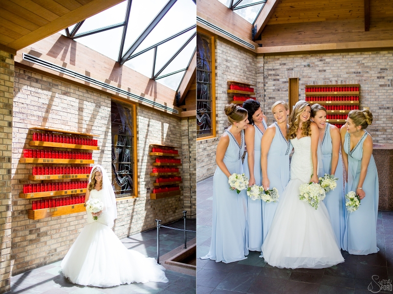 bridal-party-in-blue-dresses