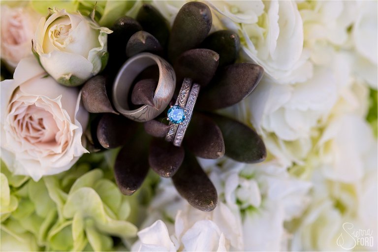 Weddings rings inside bouquet