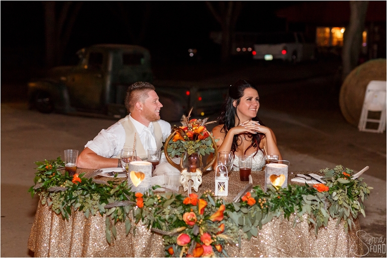 orlando rustic wedding sweetheart table
