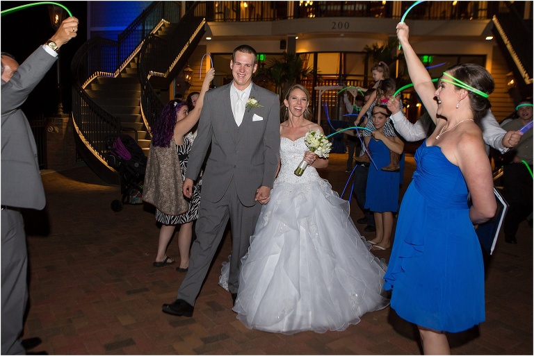 Husband and wife's grand exit through glow sticks
