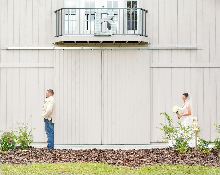 First look at October Oaks Wedding