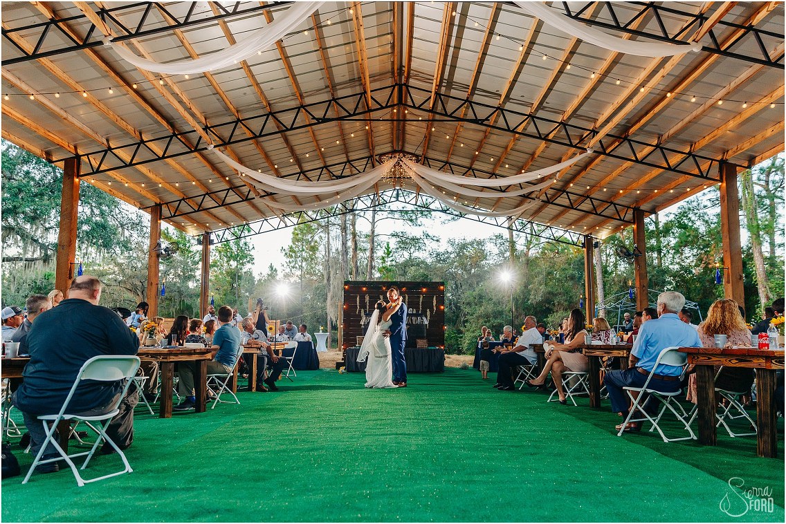 Diy Florida Barn Wedding Amber Dylan Orlando Wedding